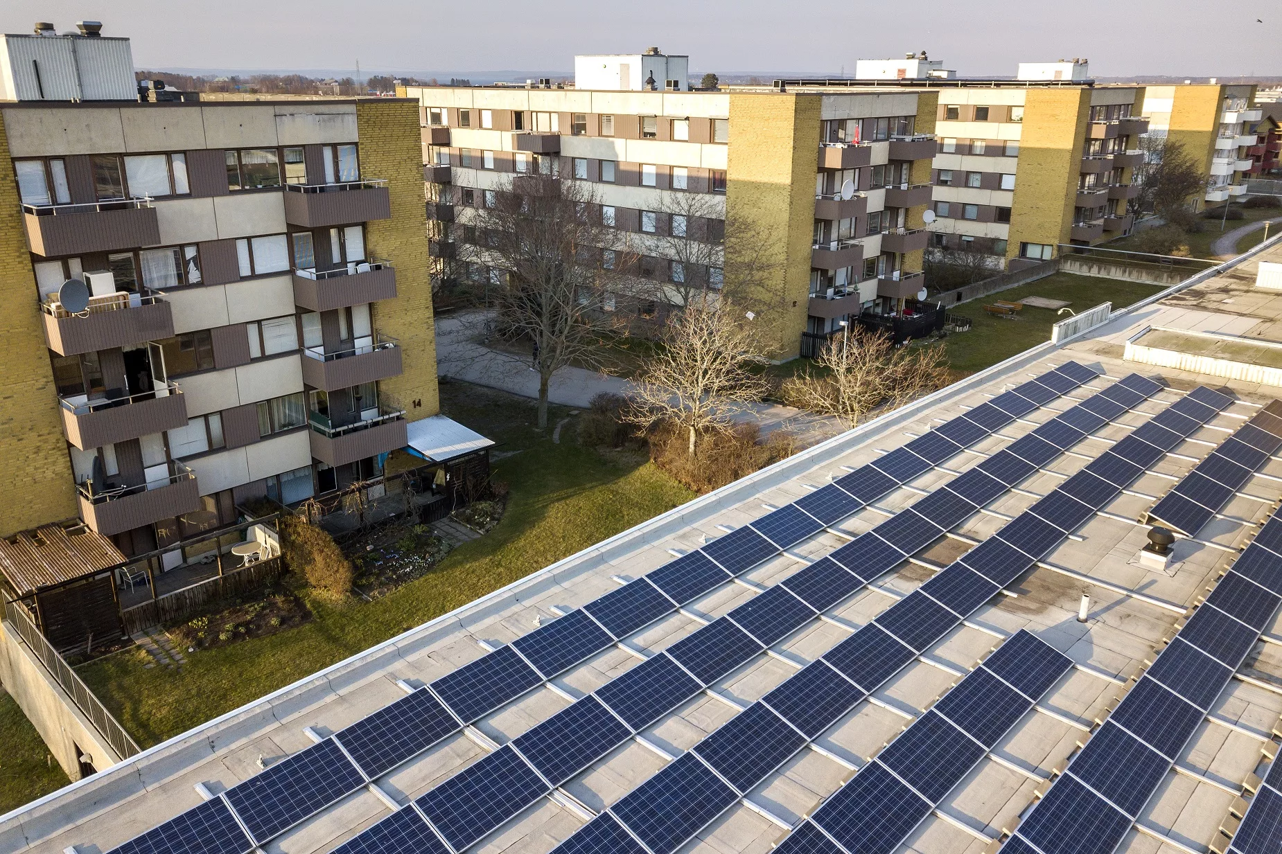Solar and multifamily building